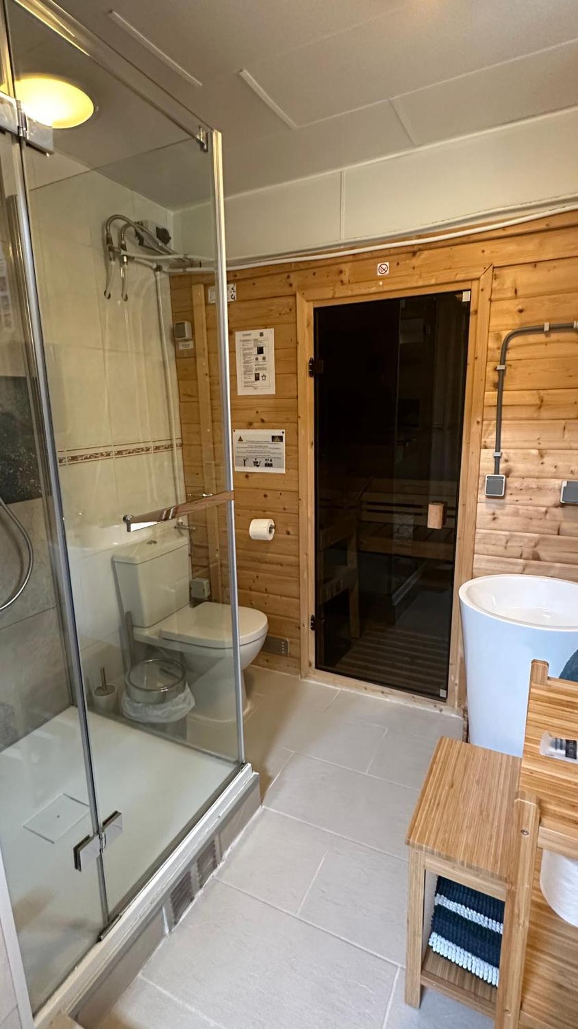 Studio With Sauna Amsterdam Exteriör bild