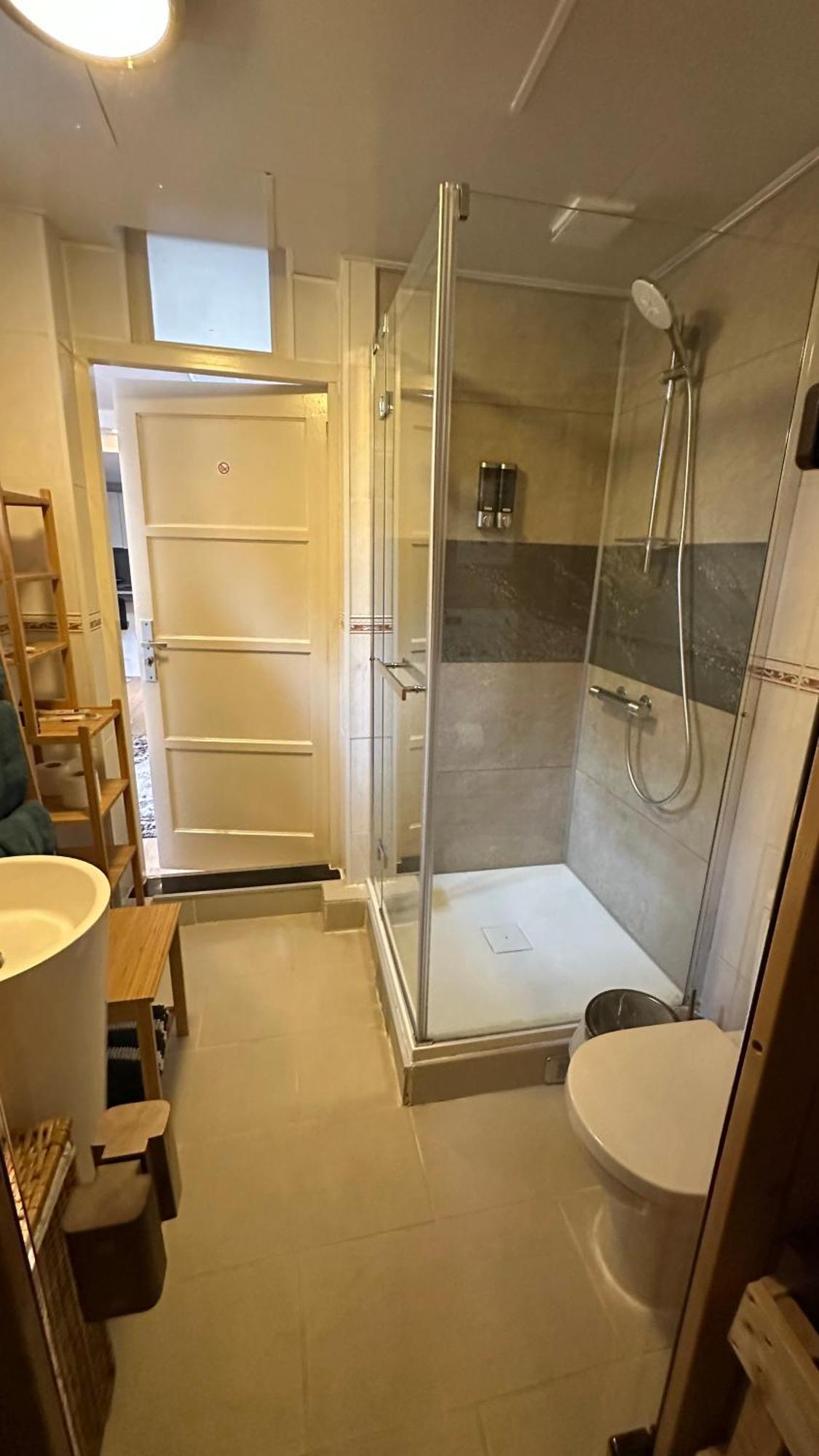 Studio With Sauna Amsterdam Exteriör bild